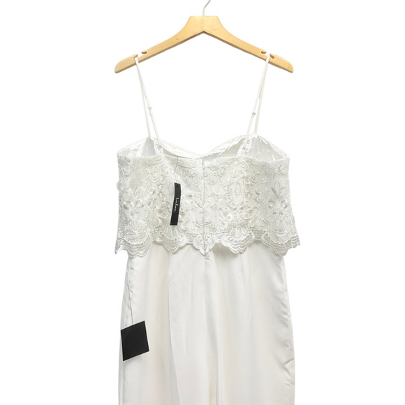 Lulus Exquisite Posture White Floral Embroidered Tiered Jumpsuit size Small NWT - Picture 4 of 6